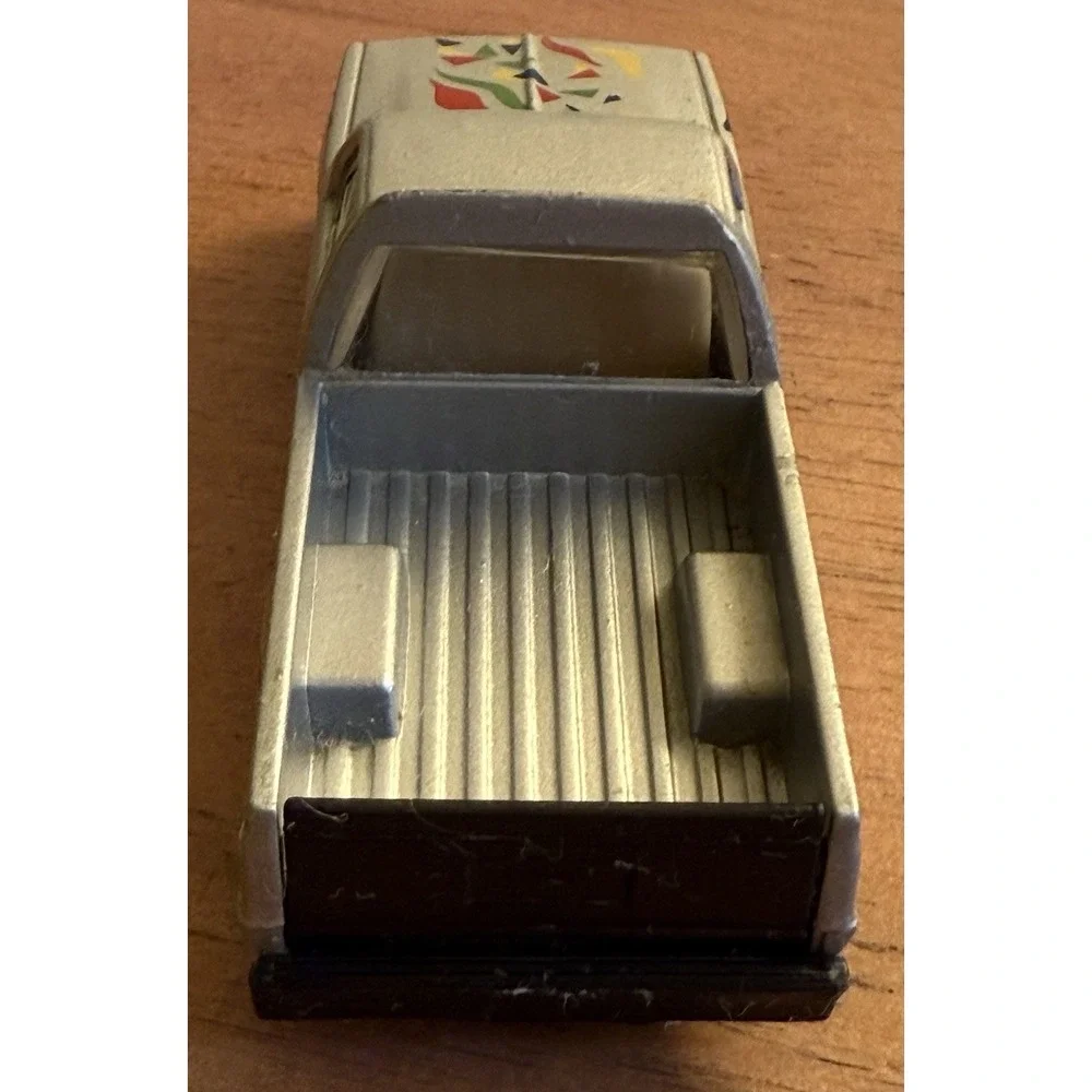 Vintage Chevrolet Diecast Pickup Truck‎ 1:43 Scale Model Toy